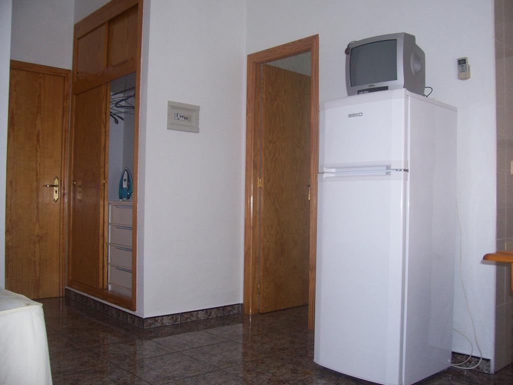 Apartamentos Berlin San Pedro del Pinatar Quarto foto